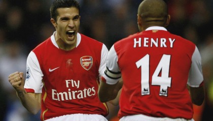 Kaiyun(中国)开云-英超神奇瞬间不断，精彩进球和高难扑救令人震撼，英超球队进球纪录