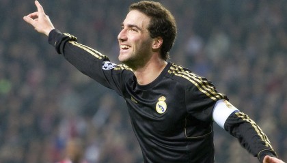 -“青训明星教练走进校园，激励青少年追梦足球”，著名足球青训教练